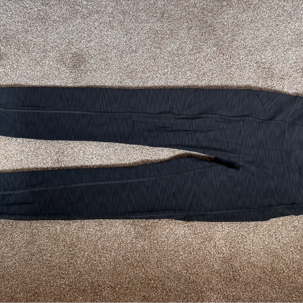Lululemon Gray Athletic Leggings w/pockets